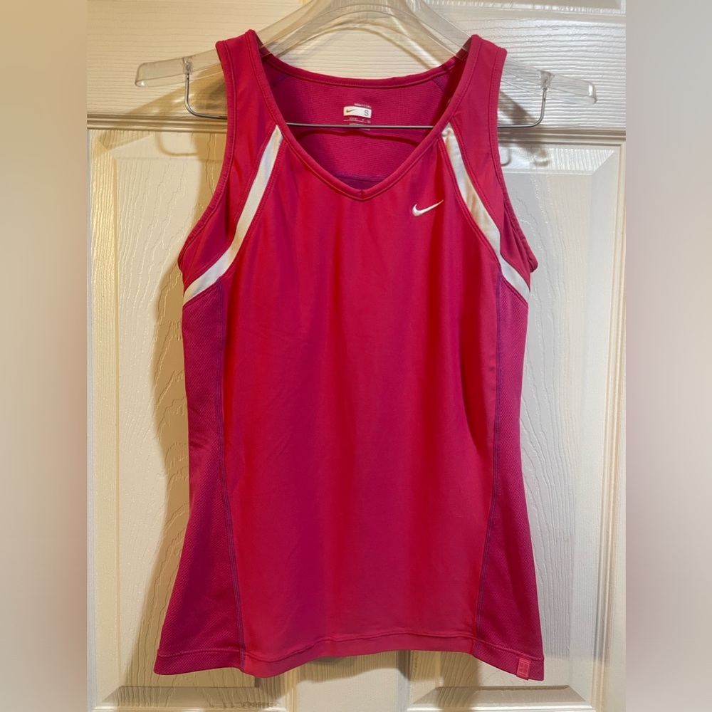 Nike Dri-Fit sports tank size small, pink